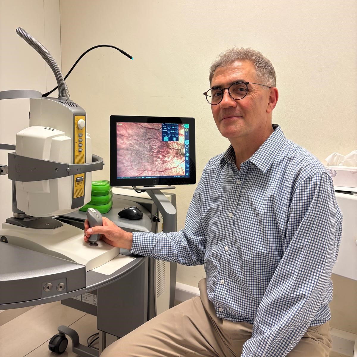 Dr. Azzam Weiss